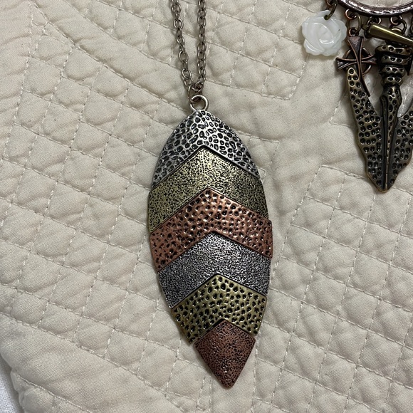 Free People Boho layering Necklace Bundle Lot mixed metals gold silver bronze - Picture 4 of 7